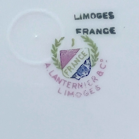 Set of 4 LIMOGES France AA. Lanternier Limoges 4 Salad 7” Plates. - Picture 9 of 11